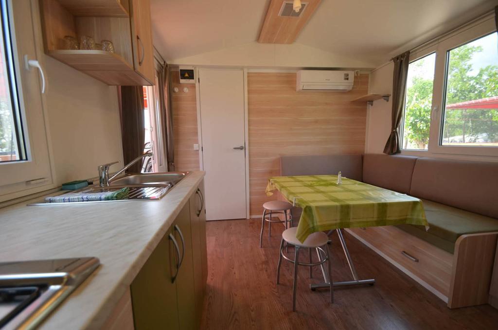 Campsite Pisak - Mobile Homes By The Sea Seline Quarto foto
